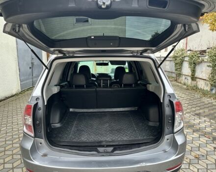 Серый Субару Форестер, объемом двигателя 2 л и пробегом 330 тыс. км за 7700 $, фото 17 на Automoto.ua