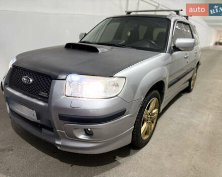 Сірий Субару Forester, об'ємом двигуна 2.5 л та пробігом 318 тис. км за 9500 $, фото 1 на Automoto.ua