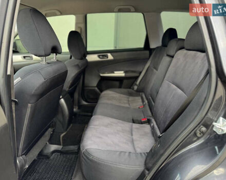 Серый Субару Форестер, объемом двигателя 2 л и пробегом 280 тыс. км за 7100 $, фото 29 на Automoto.ua