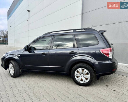 Серый Субару Форестер, объемом двигателя 2 л и пробегом 280 тыс. км за 7100 $, фото 9 на Automoto.ua