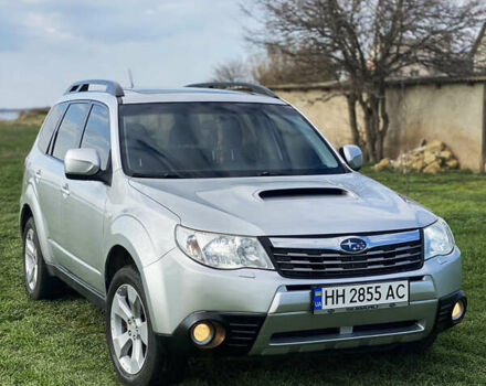 Серый Субару Форестер, объемом двигателя 2.5 л и пробегом 251 тыс. км за 7900 $, фото 1 на Automoto.ua