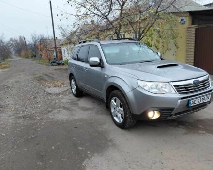 Серый Субару Форестер, объемом двигателя 2.5 л и пробегом 196 тыс. км за 7000 $, фото 2 на Automoto.ua