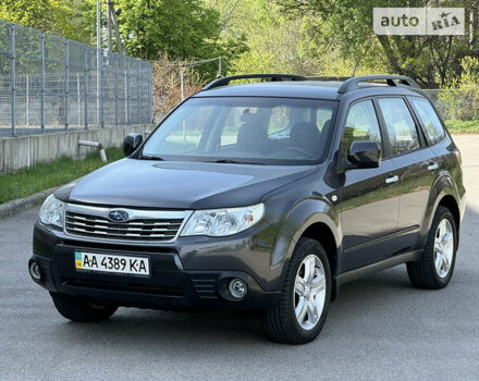 Сірий Субару Forester, об'ємом двигуна 2.5 л та пробігом 87 тис. км за 10900 $, фото 1 на Automoto.ua