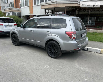 Сірий Субару Forester, об'ємом двигуна 2.46 л та пробігом 224 тис. км за 8950 $, фото 3 на Automoto.ua