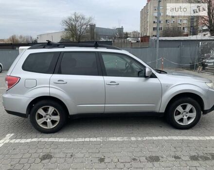 Сірий Субару Forester, об'ємом двигуна 1.99 л та пробігом 248 тис. км за 8999 $, фото 1 на Automoto.ua