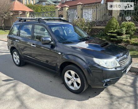 Сірий Субару Forester, об'ємом двигуна 2 л та пробігом 351 тис. км за 6950 $, фото 2 на Automoto.ua