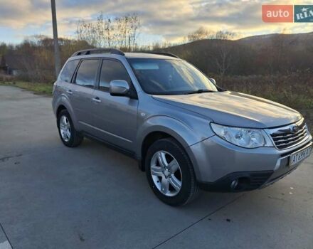 Серый Субару Форестер, объемом двигателя 2.5 л и пробегом 104 тыс. км за 10500 $, фото 3 на Automoto.ua