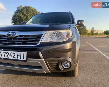 Сірий Субару Forester, об'ємом двигуна 1.99 л та пробігом 253 тис. км за 8700 $, фото 63 на Automoto.ua
