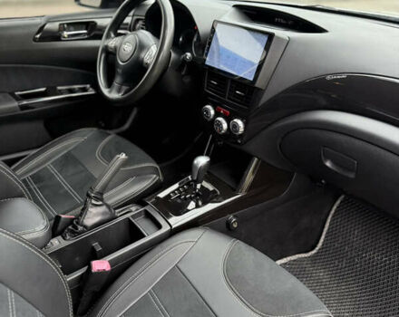 Серый Субару Форестер, объемом двигателя 2.46 л и пробегом 228 тыс. км за 8799 $, фото 7 на Automoto.ua