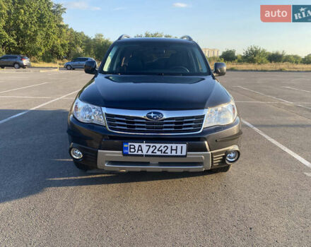 Сірий Субару Forester, об'ємом двигуна 1.99 л та пробігом 253 тис. км за 8700 $, фото 1 на Automoto.ua