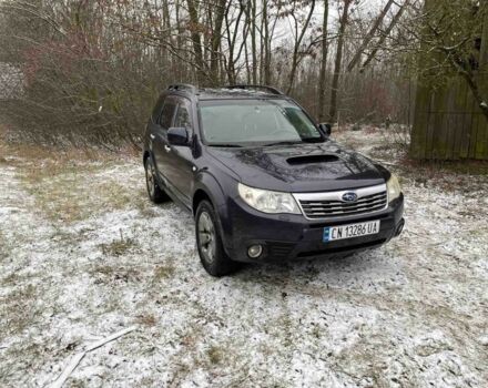 Серый Субару Форестер, объемом двигателя 2 л и пробегом 370 тыс. км за 4200 $, фото 1 на Automoto.ua