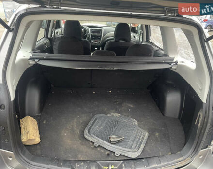 Сірий Субару Forester, об'ємом двигуна 2 л та пробігом 205 тис. км за 3000 $, фото 8 на Automoto.ua