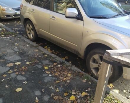 Субару Форестер 2009 в Киеве на Automoto.ua Серый Субару Форестер, объемом двигателя 2 л и пробегом 400 тыс. км за 4500 $, фото 1 на Automoto.ua