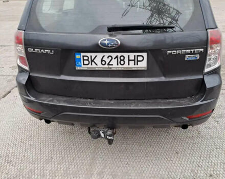 Сірий Субару Forester, об'ємом двигуна 2 л та пробігом 257 тис. км за 6999 $, фото 5 на Automoto.ua