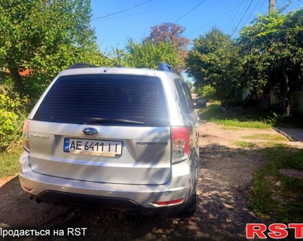 Сірий Субару Forester, об'ємом двигуна 2 л та пробігом 208 тис. км за 7999 $, фото 2 на Automoto.ua