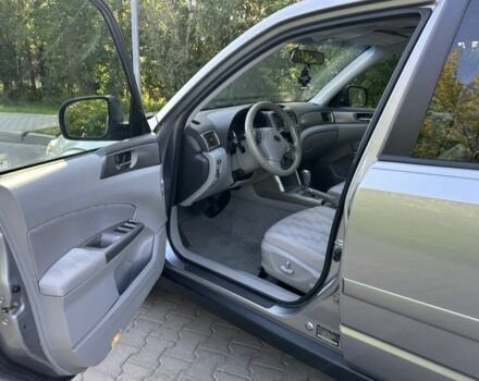 Сірий Субару Forester, об'ємом двигуна 2.5 л та пробігом 198 тис. км за 3626 $, фото 4 на Automoto.ua