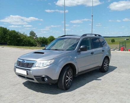 Сірий Субару Forester, об'ємом двигуна 2 л та пробігом 223 тис. км за 9500 $, фото 1 на Automoto.ua