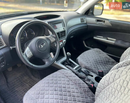 Сірий Субару Forester, об'ємом двигуна 2 л та пробігом 216 тис. км за 7800 $, фото 5 на Automoto.ua