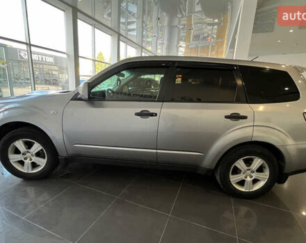 Серый Субару Форестер, объемом двигателя 2 л и пробегом 252 тыс. км за 7500 $, фото 3 на Automoto.ua