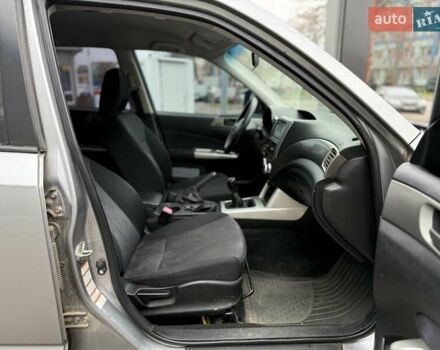 Сірий Субару Forester, об'ємом двигуна 2 л та пробігом 268 тис. км за 7900 $, фото 8 на Automoto.ua
