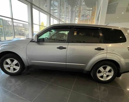 Серый Субару Форестер, объемом двигателя 2 л и пробегом 252 тыс. км за 7500 $, фото 3 на Automoto.ua