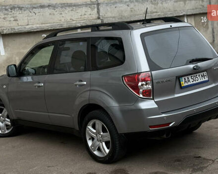 Серый Субару Форестер, объемом двигателя 2.46 л и пробегом 208 тыс. км за 9500 $, фото 12 на Automoto.ua