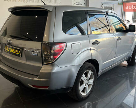 Серый Субару Форестер, объемом двигателя 2 л и пробегом 252 тыс. км за 7500 $, фото 6 на Automoto.ua