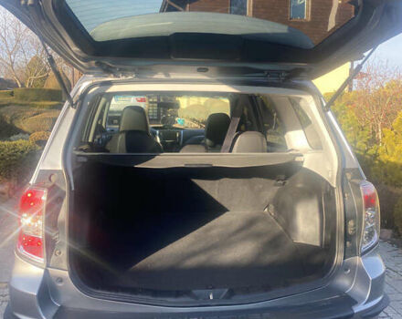 Серый Субару Форестер, объемом двигателя 2 л и пробегом 150 тыс. км за 9500 $, фото 6 на Automoto.ua