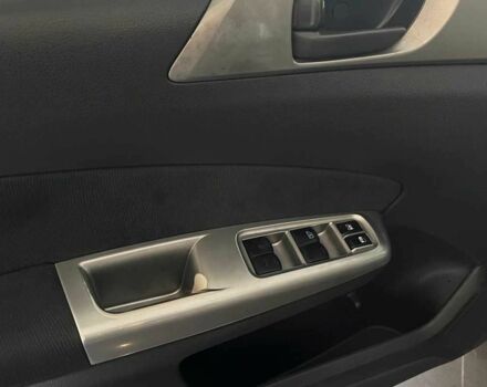 Серый Субару Форестер, объемом двигателя 2 л и пробегом 252 тыс. км за 7500 $, фото 21 на Automoto.ua