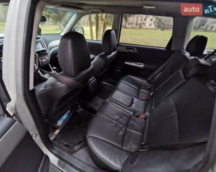 Серый Субару Форестер, объемом двигателя 2 л и пробегом 399 тыс. км за 3777 $, фото 10 на Automoto.ua