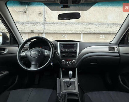 Серый Субару Форестер, объемом двигателя 2.46 л и пробегом 208 тыс. км за 9500 $, фото 27 на Automoto.ua