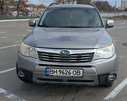 Серый Субару Форестер, объемом двигателя 2 л и пробегом 241 тыс. км за 8499 $, фото 4 на Automoto.ua