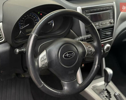 Серый Субару Форестер, объемом двигателя 2.46 л и пробегом 208 тыс. км за 9500 $, фото 21 на Automoto.ua