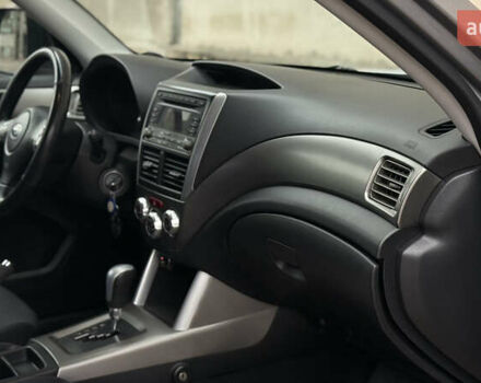 Серый Субару Форестер, объемом двигателя 2.46 л и пробегом 208 тыс. км за 9500 $, фото 29 на Automoto.ua