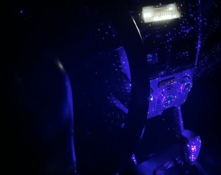 Серый Субару Форестер, объемом двигателя 2 л и пробегом 176 тыс. км за 10000 $, фото 9 на Automoto.ua