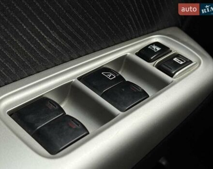 Сірий Субару Forester, об'ємом двигуна 2 л та пробігом 268 тис. км за 7900 $, фото 16 на Automoto.ua