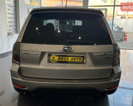 Серый Субару Форестер, объемом двигателя 2 л и пробегом 252 тыс. км за 7500 $, фото 5 на Automoto.ua