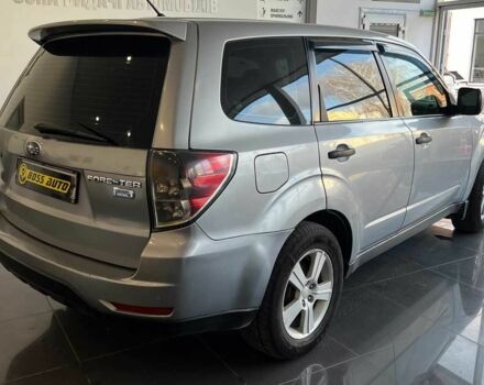 Серый Субару Форестер, объемом двигателя 2 л и пробегом 252 тыс. км за 7500 $, фото 6 на Automoto.ua