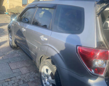 Серый Субару Форестер, объемом двигателя 2 л и пробегом 150 тыс. км за 9500 $, фото 8 на Automoto.ua
