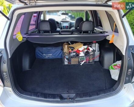 Серый Субару Форестер, объемом двигателя 1.99 л и пробегом 239 тыс. км за 8300 $, фото 15 на Automoto.ua