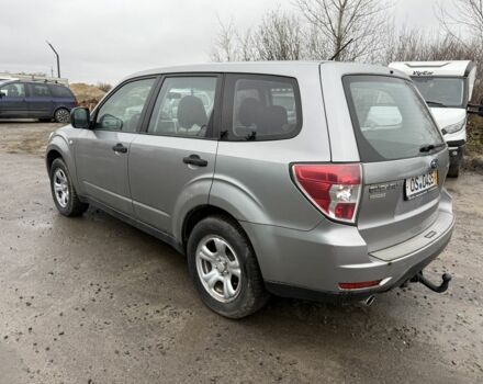 Серый Субару Форестер, объемом двигателя 2 л и пробегом 236 тыс. км за 3800 $, фото 1 на Automoto.ua