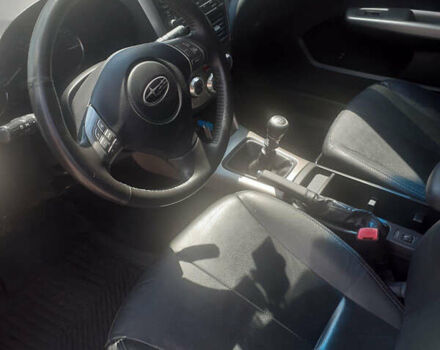 Серый Субару Форестер, объемом двигателя 2 л и пробегом 208 тыс. км за 9500 $, фото 7 на Automoto.ua