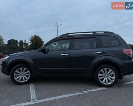 Серый Субару Форестер, объемом двигателя 2.5 л и пробегом 247 тыс. км за 9750 $, фото 6 на Automoto.ua