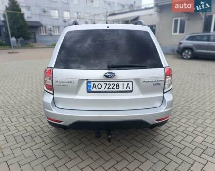 Серый Субару Форестер, объемом двигателя 1.99 л и пробегом 239 тыс. км за 8300 $, фото 7 на Automoto.ua