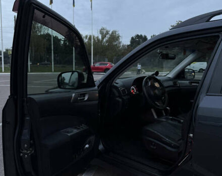 Серый Субару Форестер, объемом двигателя 2.5 л и пробегом 247 тыс. км за 9750 $, фото 16 на Automoto.ua