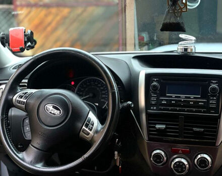 Субару Форестер 2011 в Запорожье на Automoto.ua Серый Субару Форестер, объемом двигателя 2 л и пробегом 201 тыс. км за 5500 $, фото 4 на Automoto.ua