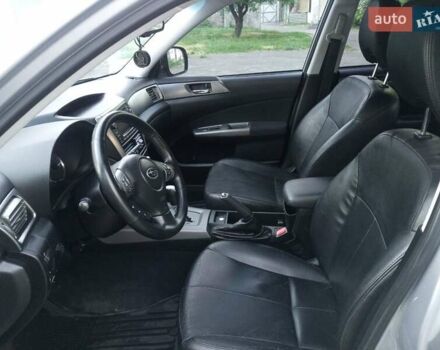 Серый Субару Форестер, объемом двигателя 2.5 л и пробегом 150 тыс. км за 8300 $, фото 5 на Automoto.ua