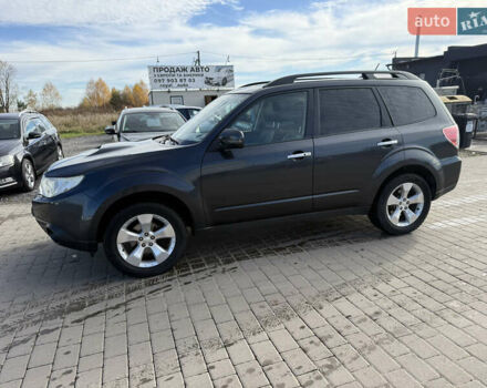 Сірий Субару Forester, об'ємом двигуна 1.99 л та пробігом 158 тис. км за 9750 $, фото 2 на Automoto.ua
