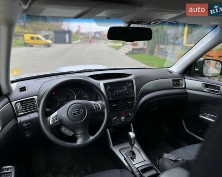 Серый Субару Форестер, объемом двигателя 2.5 л и пробегом 195 тыс. км за 10700 $, фото 6 на Automoto.ua