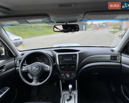 Серый Субару Форестер, объемом двигателя 2.5 л и пробегом 195 тыс. км за 10700 $, фото 7 на Automoto.ua